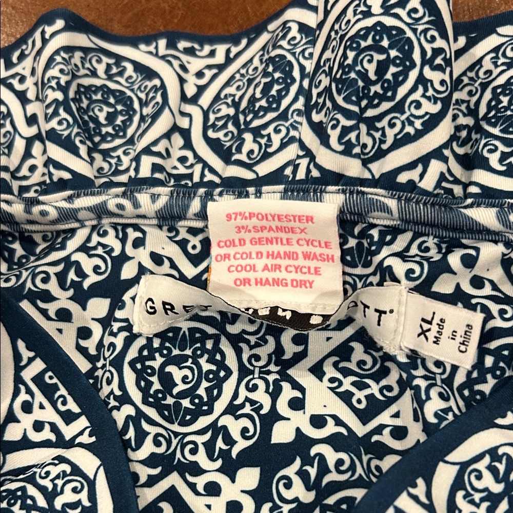 Gretchen Scott Sleeveless Navy & White Patterned Shift Dress - Picture 5 of 6